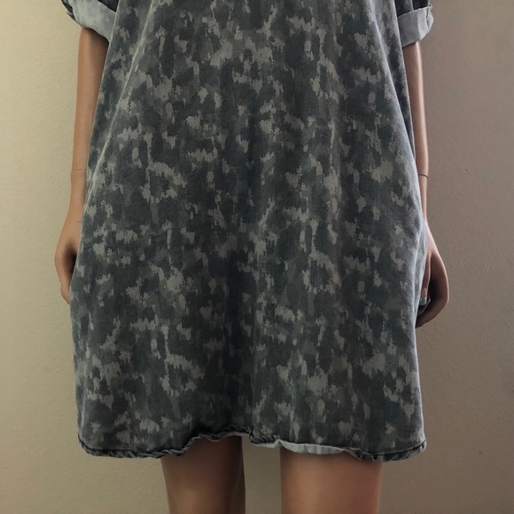 Philosophy Shirt Dress w/ Pockets - Picture 4 of 6